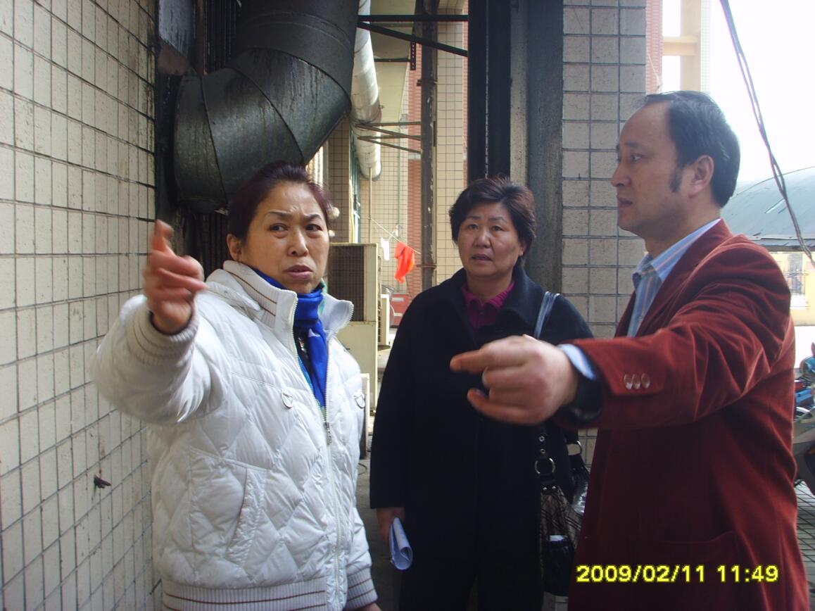 市环保局领导亲临一线解决信访问题1-1.JPG